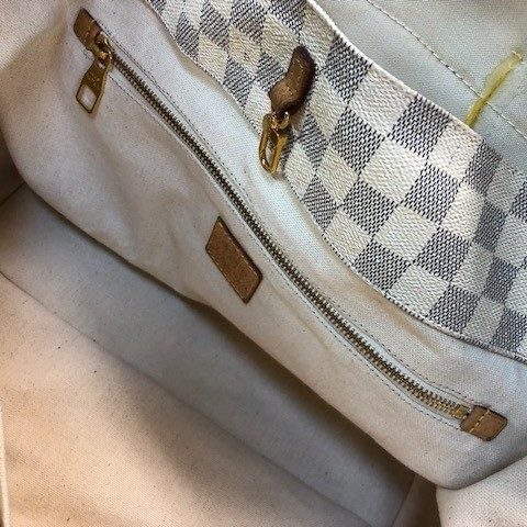 LV handbag lining change 9